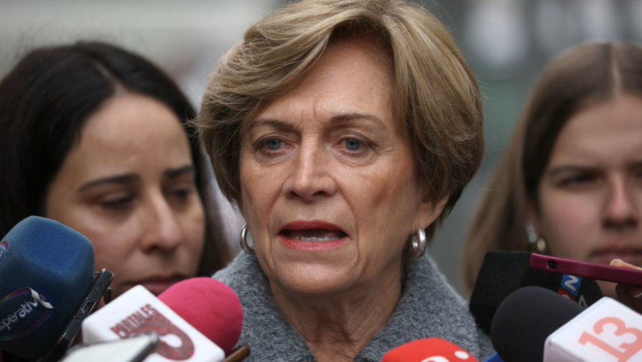 Matthei cuestiona sociedad conjunta Codelco-SQM y Marcel y la estatal responden