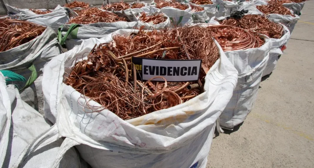 Robos de cable a CGE se cuadruplican en 2025: empresa vincula delitos a bandas del crimen organizado