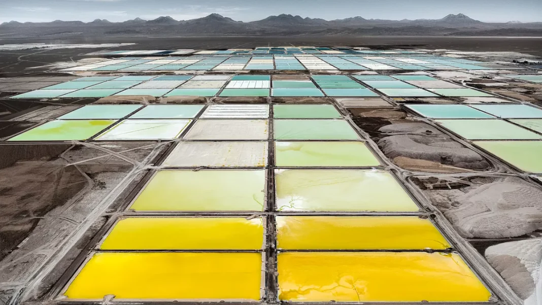 CChEN aprueba cuota de extracción de litio a Codelco para operar en el salar de Atacama a partir de 2031